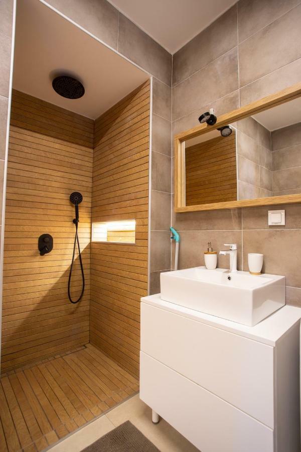 Pago Boutique Suites II ซาเกร็บ ภายนอก รูปภาพ