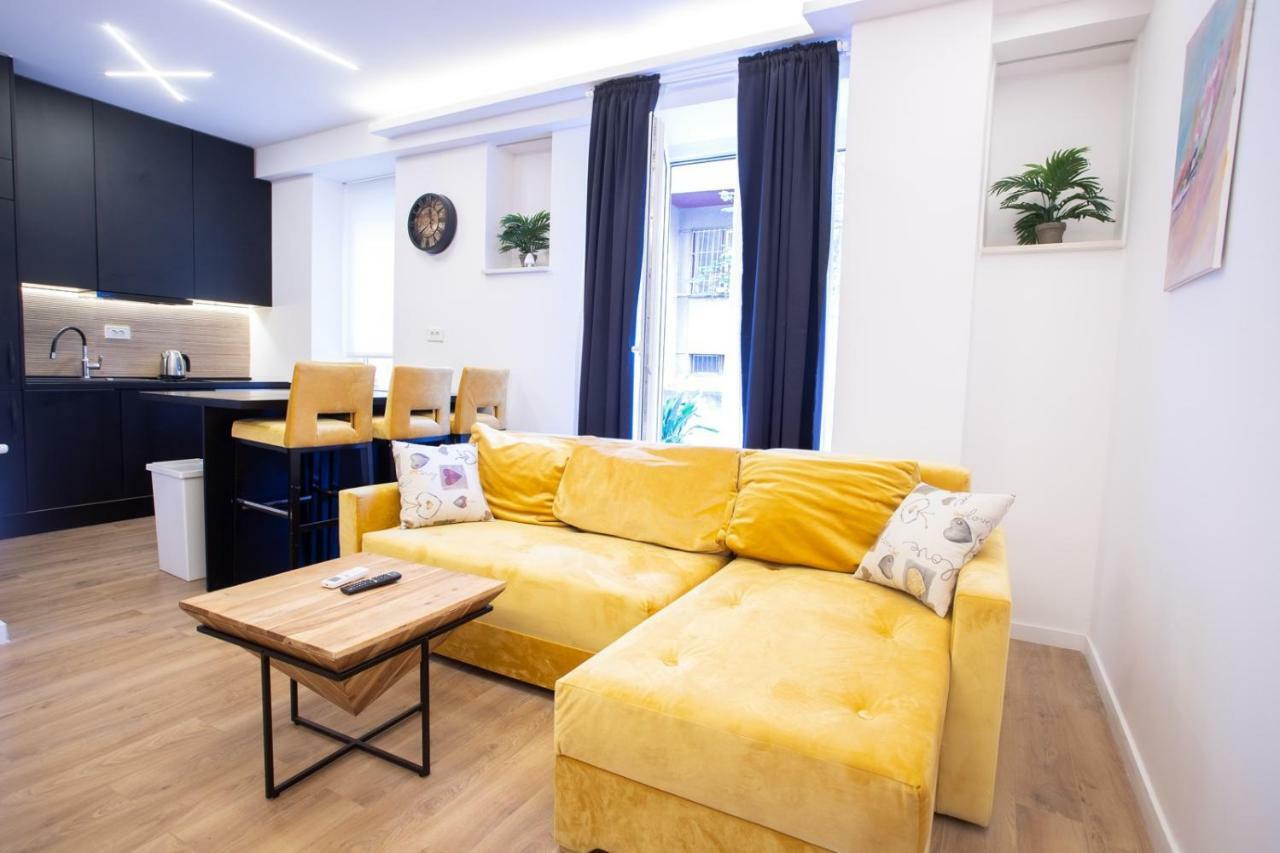 Pago Boutique Suites II ซาเกร็บ ภายนอก รูปภาพ