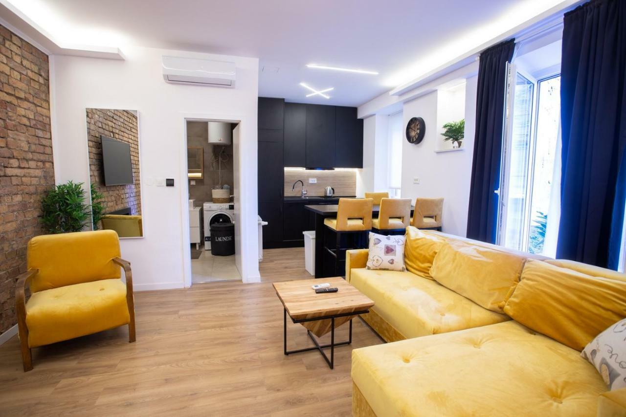 Pago Boutique Suites II ซาเกร็บ ภายนอก รูปภาพ
